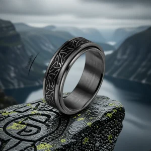 Bague Fenrir finition Onyx en situation
