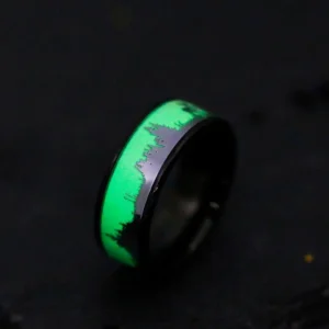 Lumen Cervus – Bague homme tungstène noir lumineuse cerf