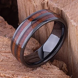 Koa Lux – Bague homme titane noir incrustée bois Koa