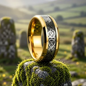 Bague Draconis Aurum finition Or / Argent en situation