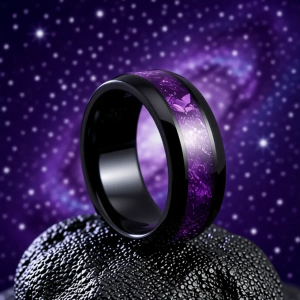 Bague Fragmenta finition Onyx / Violet en situation